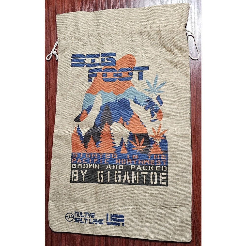 BIG FOOT MARIJUANA BURLAP BAG pot leaf wall pacific northwest 145 STRAIN WEED